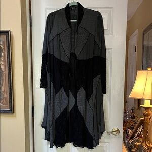 Chic Black and Gray Women's Cardigan